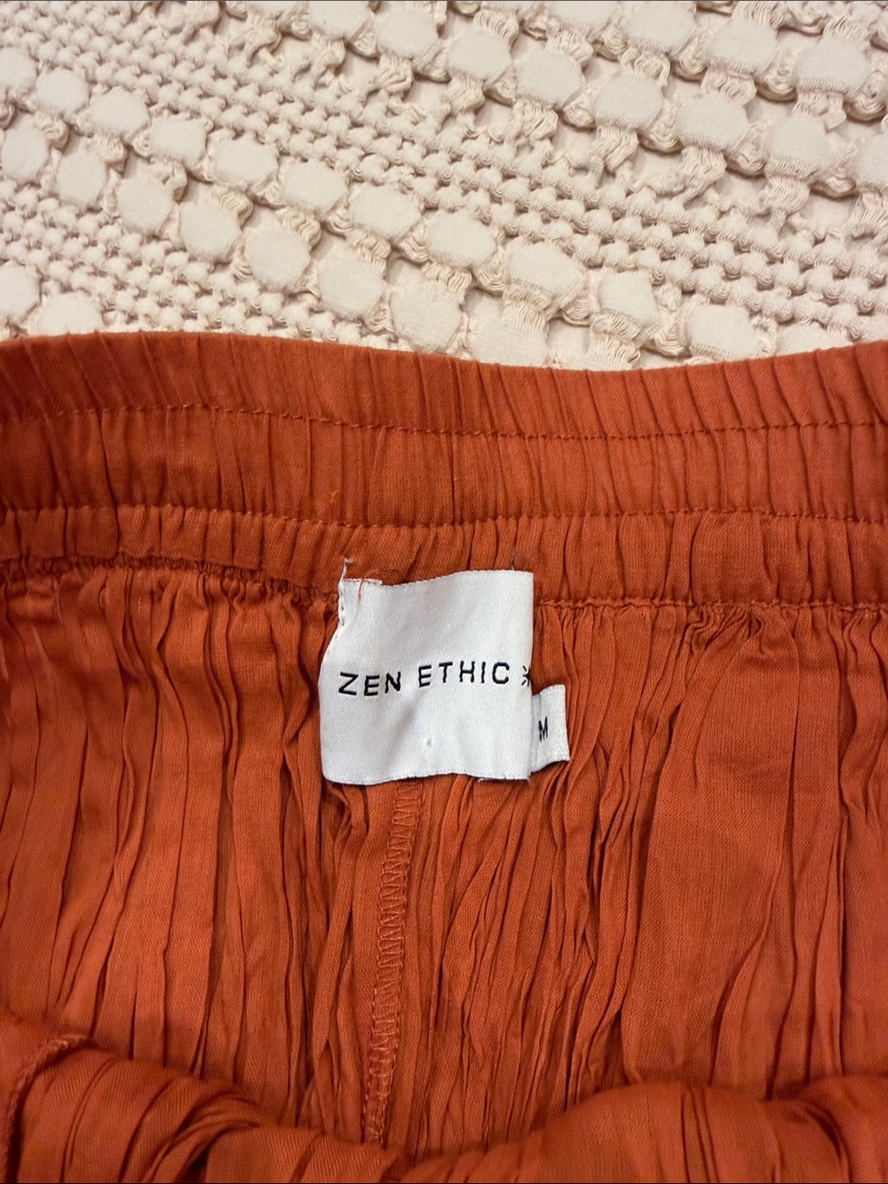 NWOT Boho Crinkle Tiered Maxi Skirt - Rust Orange- Medium - Picture 3 of 3